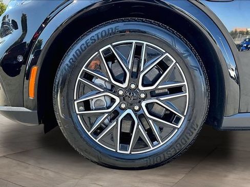Used 2025 Ford Mustang Mach-E Premium RWD image 32