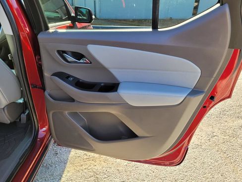 Used 2020 Chevrolet Traverse Premier w/ LPO, Floor Liner Package FWD image 11