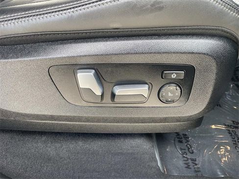 Used 2024 BMW X5 sDrive40i w/ Premium Package image 35