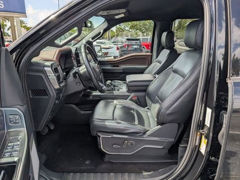 Used 2022 Ford F150 Lariat w/ Equipment Group 502A High image 8