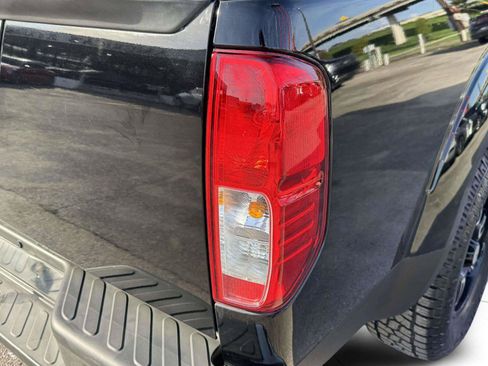 Used 2015 Nissan Frontier S RWD image 16