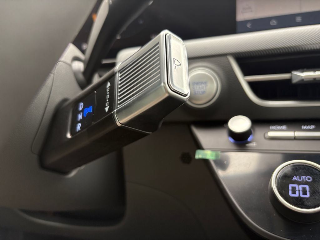 New 2024 Hyundai Sonata SEL w/ Convenience Package FWD image 37