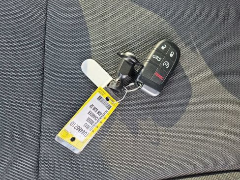 Used 2015 Dodge Charger SE w/ Power Sunroof Group RWD image 33