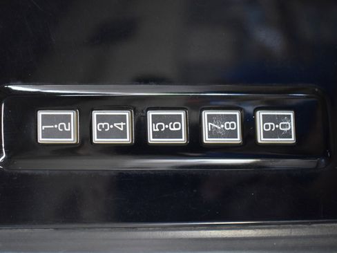 Used 2019 Ford F150 Lariat w/ Equipment Group 502A Luxury image 5