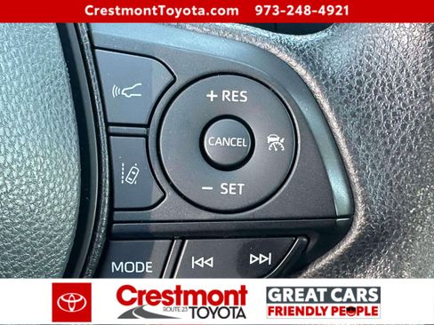 Used 2022 Toyota RAV4 LE AWD/4WD image 19