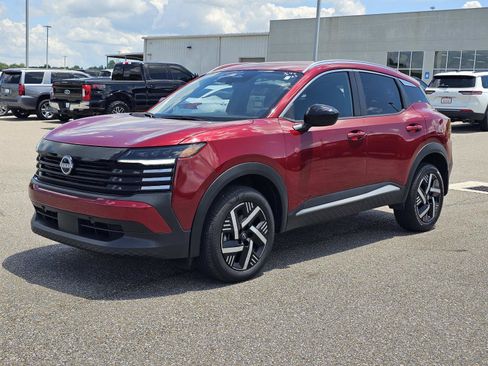Used 2026 Nissan Kicks SV FWD image 1