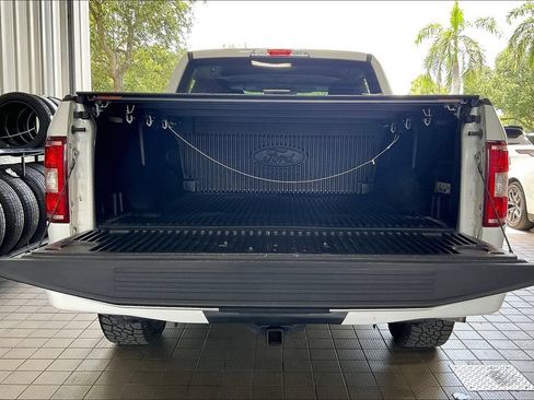Used 2019 Ford F150 XL w/ Equipment Group 101A Mid AWD/4WD image 18