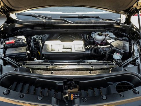 Used 2025 Chevrolet Suburban LS image 52