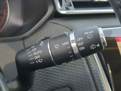 Certified 2020 Land Rover Range Rover Velar S image 27