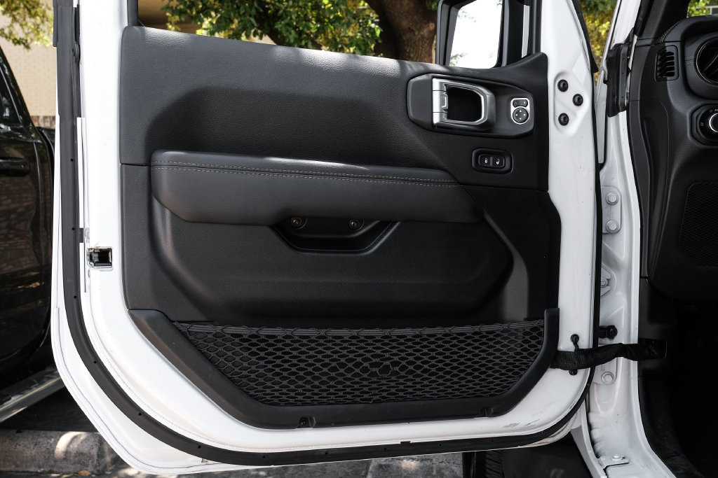 Used 2021 Jeep Wrangler Unlimited Sahara AWD/4WD image 54