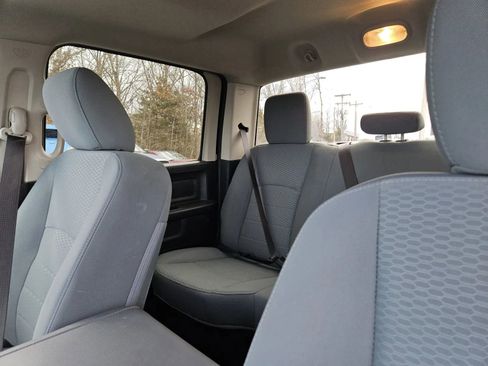 Used 2018 RAM 1500 Express w/ Express Value Package image 8