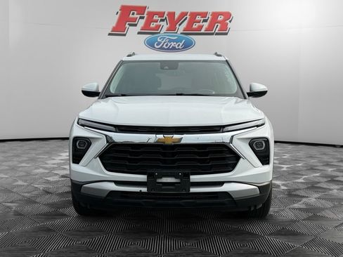 Used 2025 Chevrolet TrailBlazer LT AWD/4WD image 8