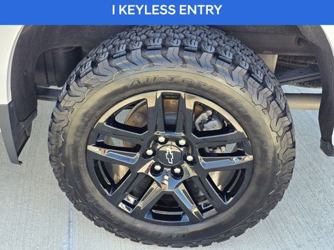 Used 2022 Chevrolet Silverado 1500 RST image 12