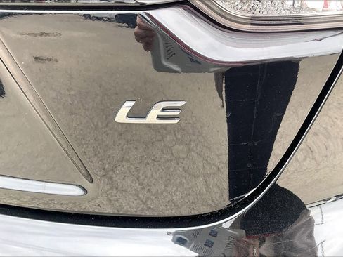 Used 2023 Toyota Corolla LE image 10