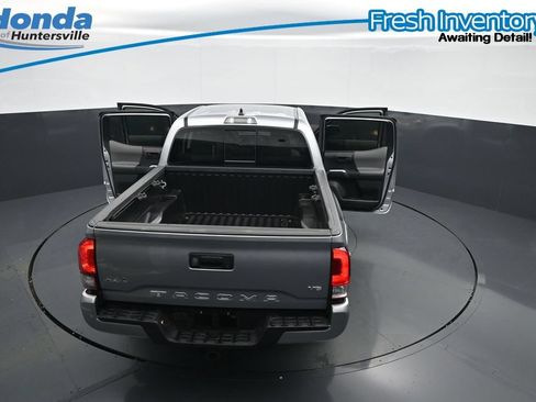Used 2023 Toyota Tacoma SR5 w/ Technology Package AWD/4WD image 39