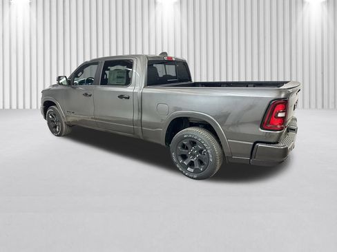 New 2026 RAM 1500 4x4 Crew Cab image 7
