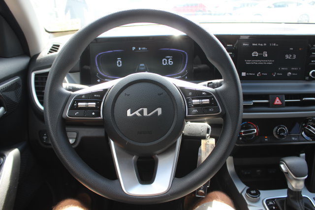 Certified 2025 Kia Seltos LX AWD/4WD image 13