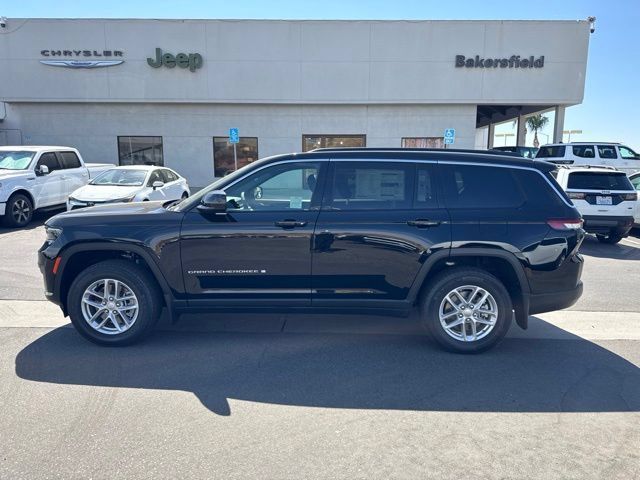 New 2026 Jeep Grand Cherokee L 4WD image 2