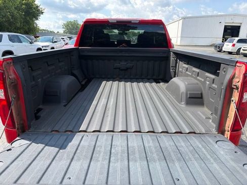 Used 2020 Chevrolet Silverado 1500 Custom w/ Custom Value Package AWD/4WD image 14