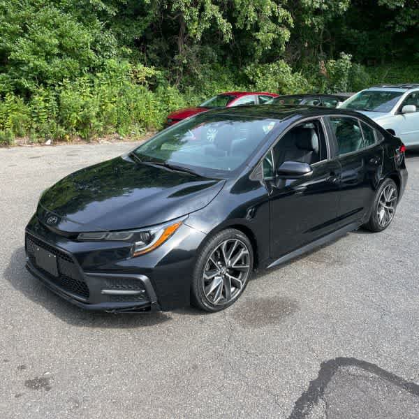 Used 2020 Toyota Corolla SE w/ SE Premium Package FWD image 1