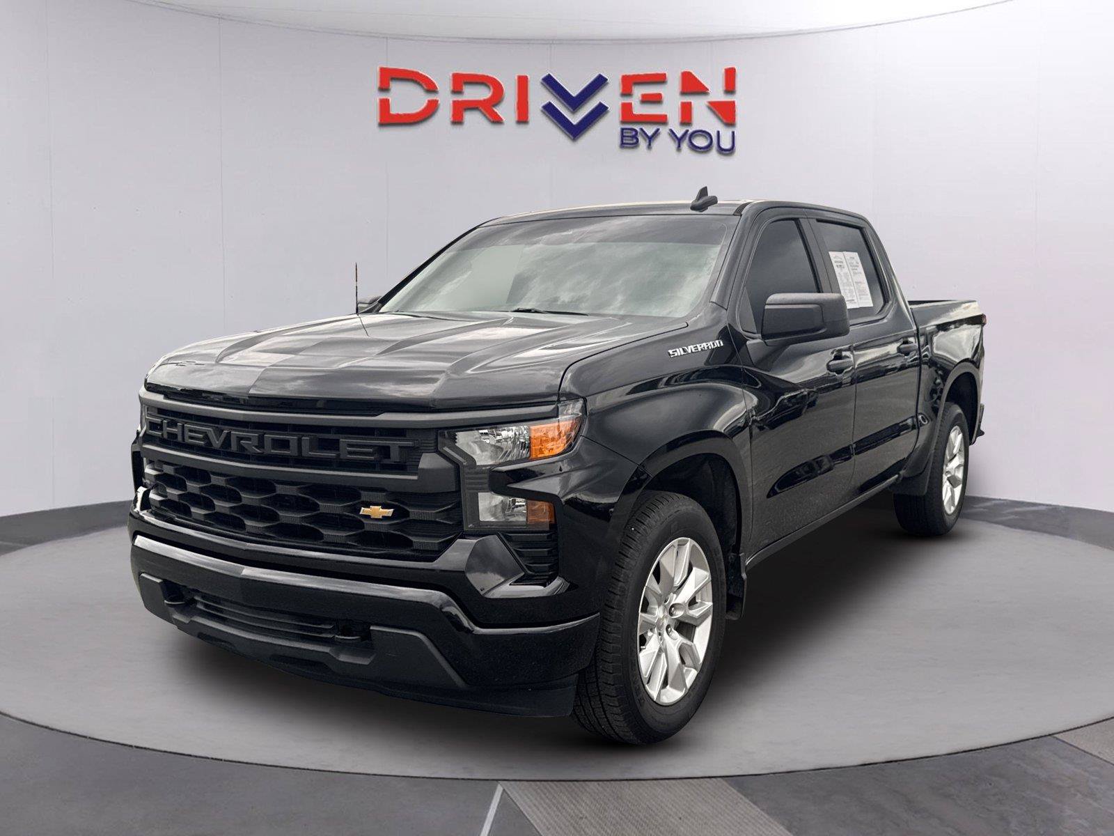 Used 2024 Chevrolet Silverado 1500 Custom RWD image 7