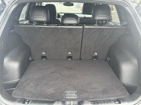 Used 2024 Jeep Compass Latitude image 34