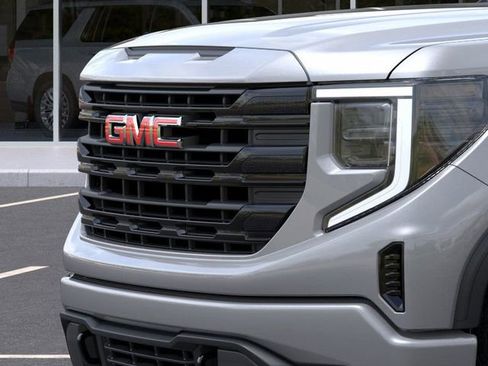 New 2025 GMC Sierra 1500 Elevation image 13