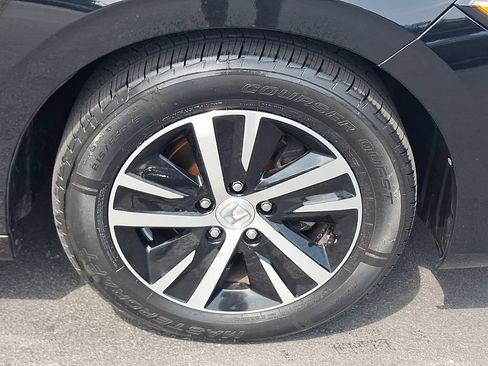 Used 2024 Honda Civic LX image 8
