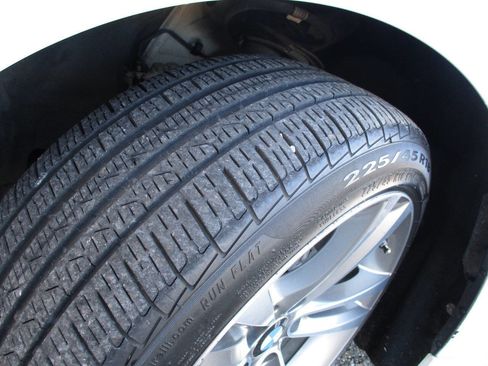 Used 2017 BMW 430i Convertible image 28