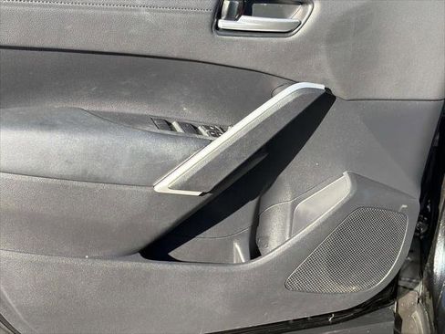 Certified 2024 Toyota Corolla Cross XSE image 26