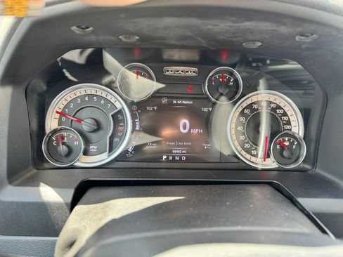 Used 2016 RAM 3500 SLT w/ Quick Order Package 27G SLT AWD/4WD image 14