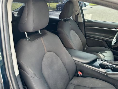 Used 2020 Toyota Camry LE w/ Carpet Mat Package FWD image 17