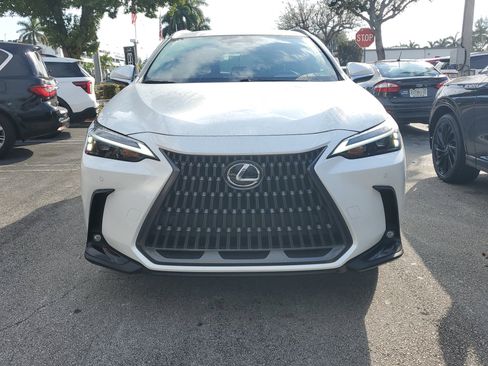 Used 2025 Lexus NX 250 FWD w/ Towing Package (2000 Lbs) image 2