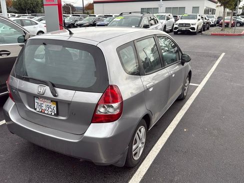 Used 2007 Honda Fit image 2