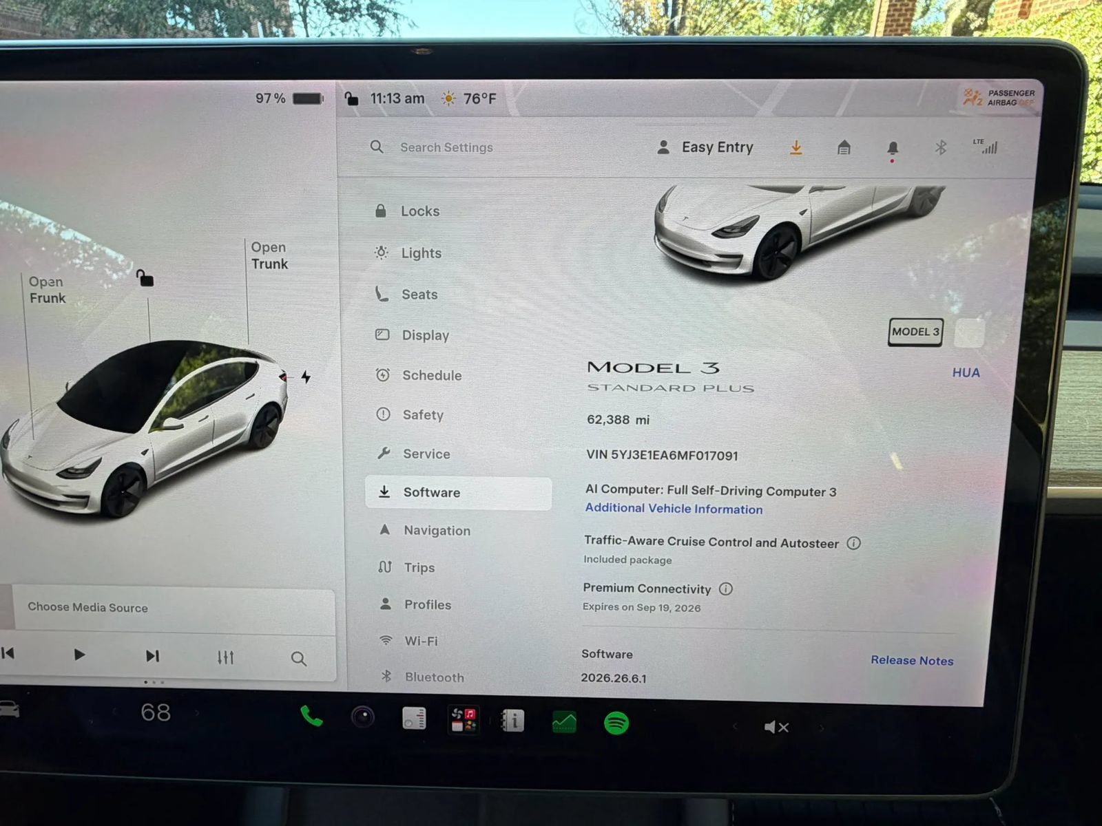 Used 2021 Tesla Model 3 Standard Range Plus RWD image 6