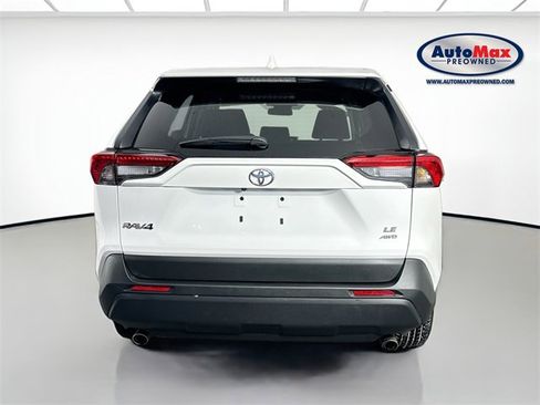 Used 2025 Toyota RAV4 LE image 6