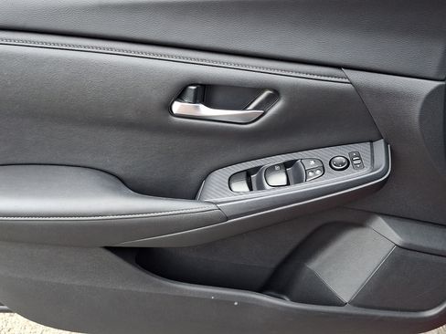 Certified 2023 Nissan Sentra SV w/ All-Weather Package FWD image 14