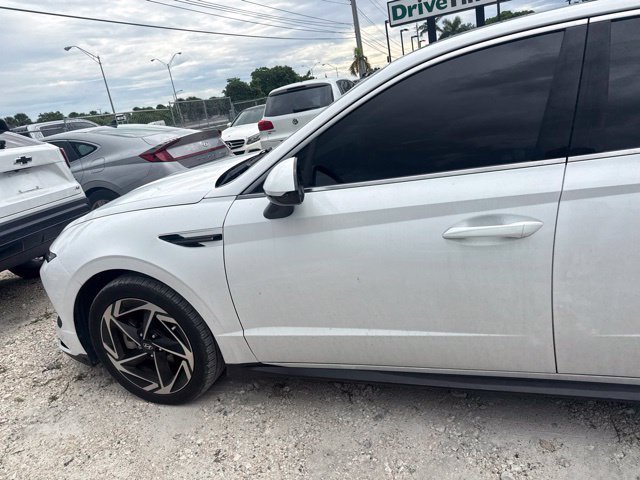 Used 2024 Hyundai Sonata SEL w/ Convenience Package FWD image 10