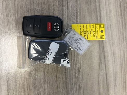 Used 2025 Toyota 4Runner TRD Sport image 14