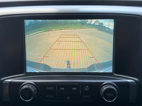 Used 2018 Chevrolet Silverado 1500 LT w/ LT Eassist Package RWD image 14