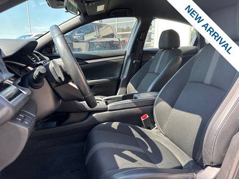 Used 2019 Honda Civic Sport image 17