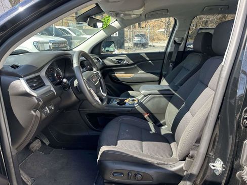 Used 2023 GMC Acadia SLE w/ Driver Convenience Package image 13