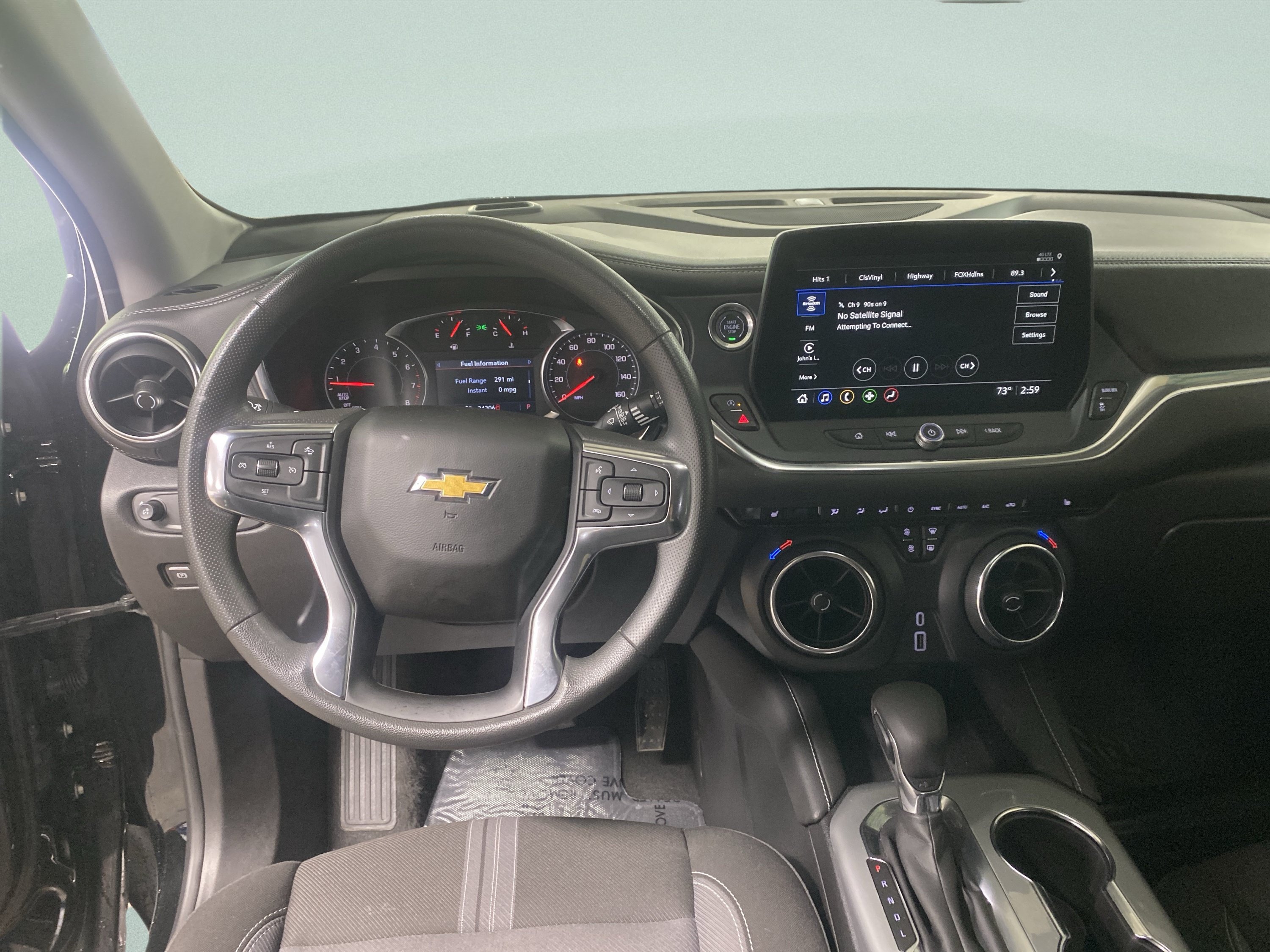 Used 2025 Chevrolet Blazer LT AWD/4WD image 17