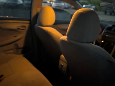 Used 2012 Toyota Corolla L image 19