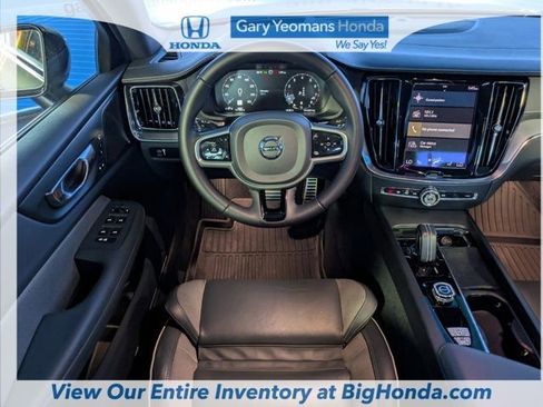 Used 2022 Volvo S60 B5 R-Design w/ Advanced Package image 14