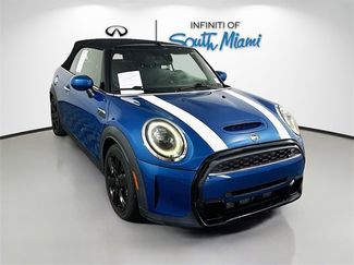 Used 2022 MINI Cooper S image 1