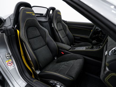 Certified 2025 Porsche 718 Boxster Spyder RS image 16