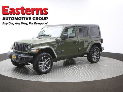Used 2024 Jeep Wrangler Unlimited AWD/4WD image 56