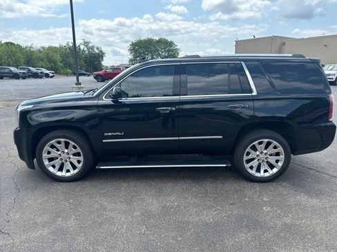 Used 2017 GMC Yukon Denali w/ Open Road Package AWD/4WD image 12