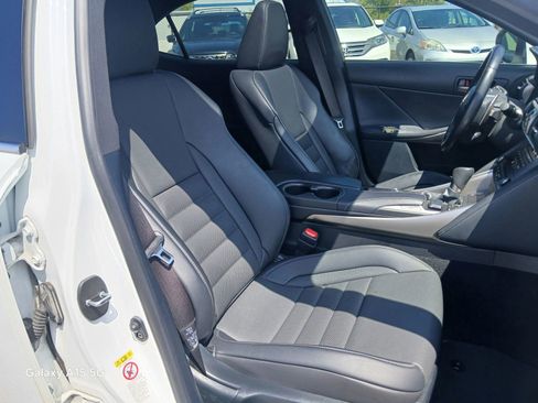 Used 2018 Lexus IS 300 F Sport w/ F Sport Package RWD image 19